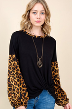 Load image into Gallery viewer, Leopard Print Puff Sleeve Top